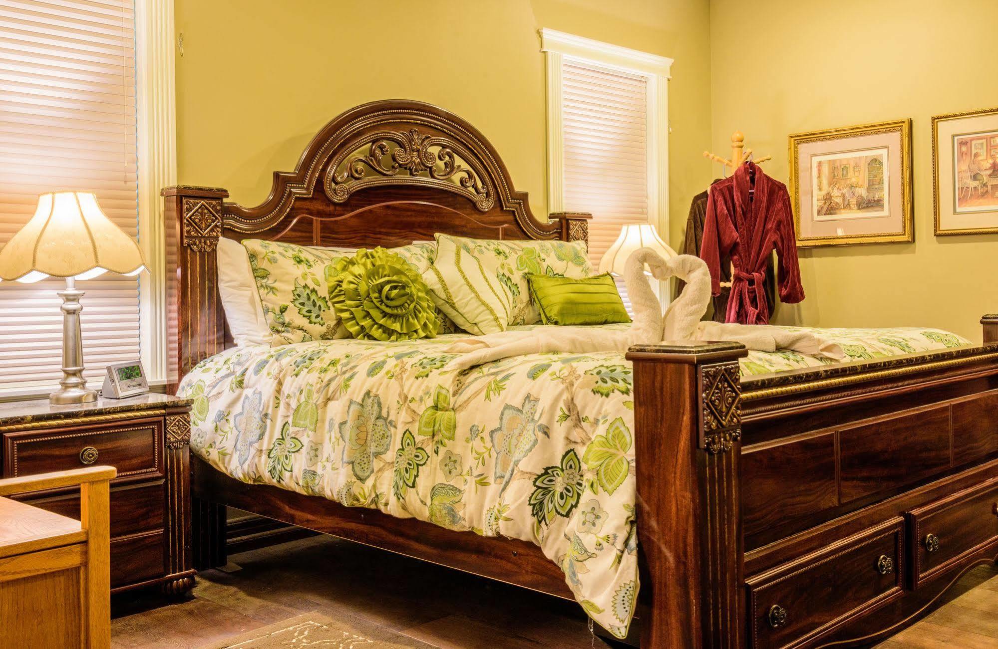 Noble House Suites B&Bグランド・フォークス エクステリア 写真